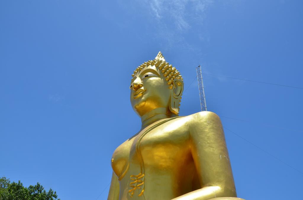 Lotus Art Guesthouse Pattaya Extérieur photo